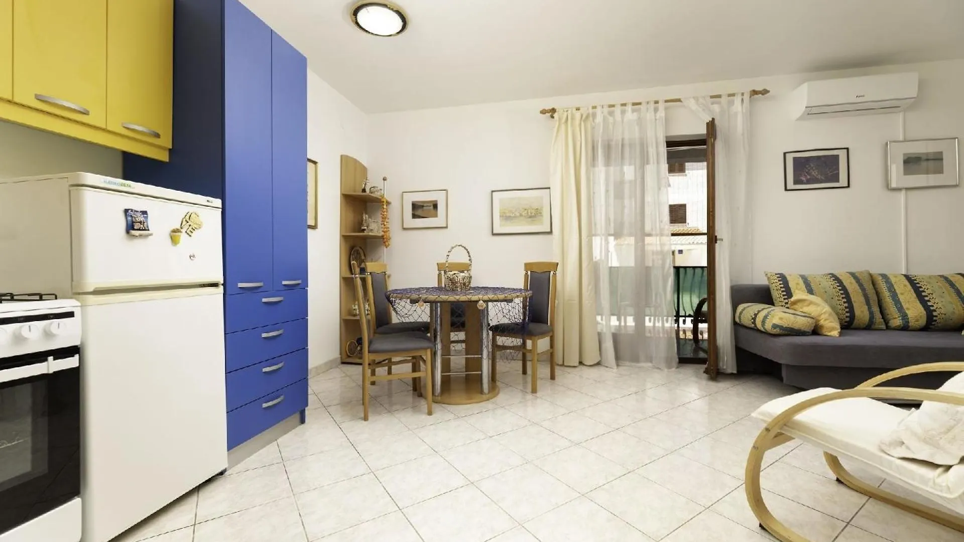 Apartment Ferienwohnung Fuer 5 Personen Ca 55 Qm In Bogovici, Kvarner Bucht Krk Malinska Croatia